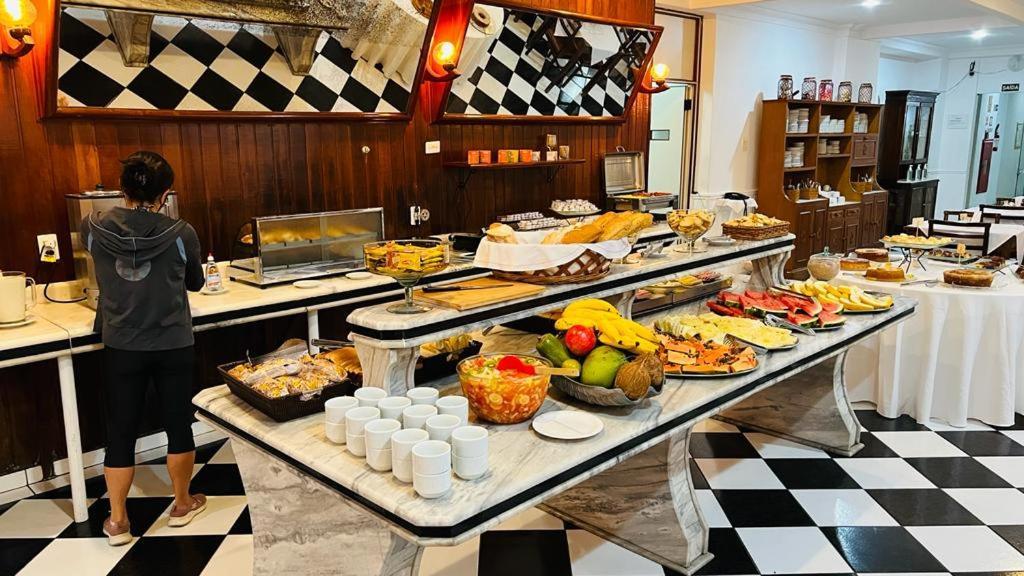 Atlantico Hotel Сантос Екстериор снимка